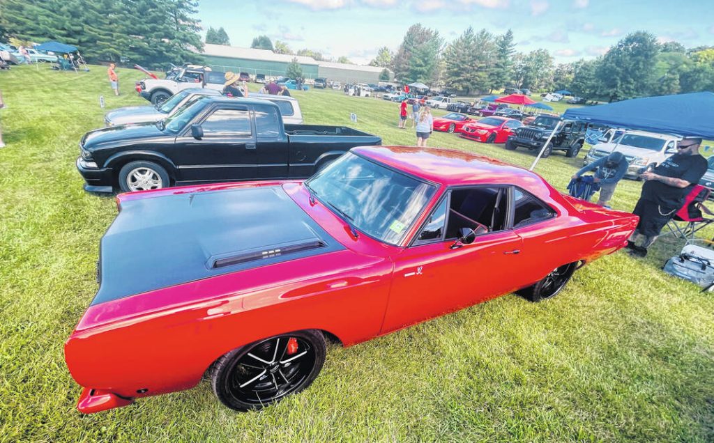 Hot Cars Cool Story Highlight Car Show Fairborn Daily Herald 5199